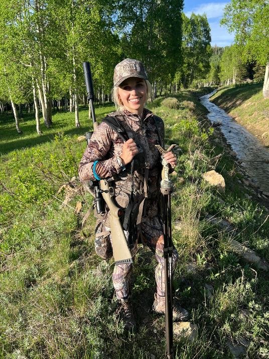shayla hunting picture